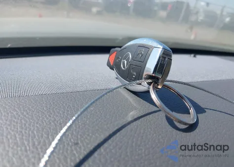 2015 Mercedes-Benz S 550 из США, поврежденный, VIN WDDUG8CB8FA187425